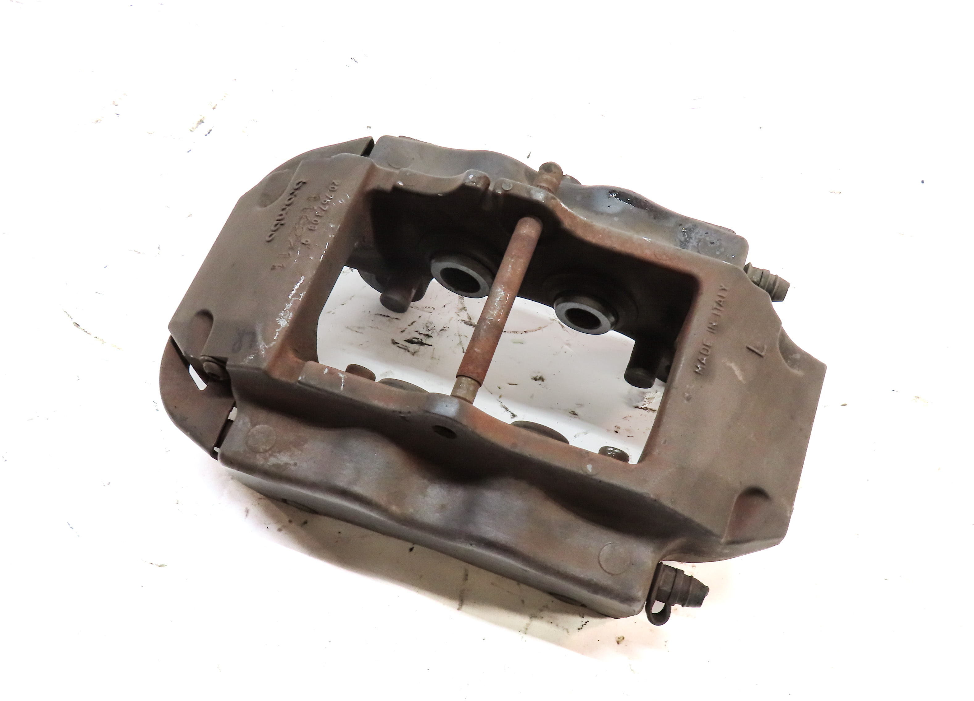 04-15 VW TOUAREG AUDI Q7 4L REAR LEFT ABS DISC BRAKE CALIPER BREMBO — exact item pictured